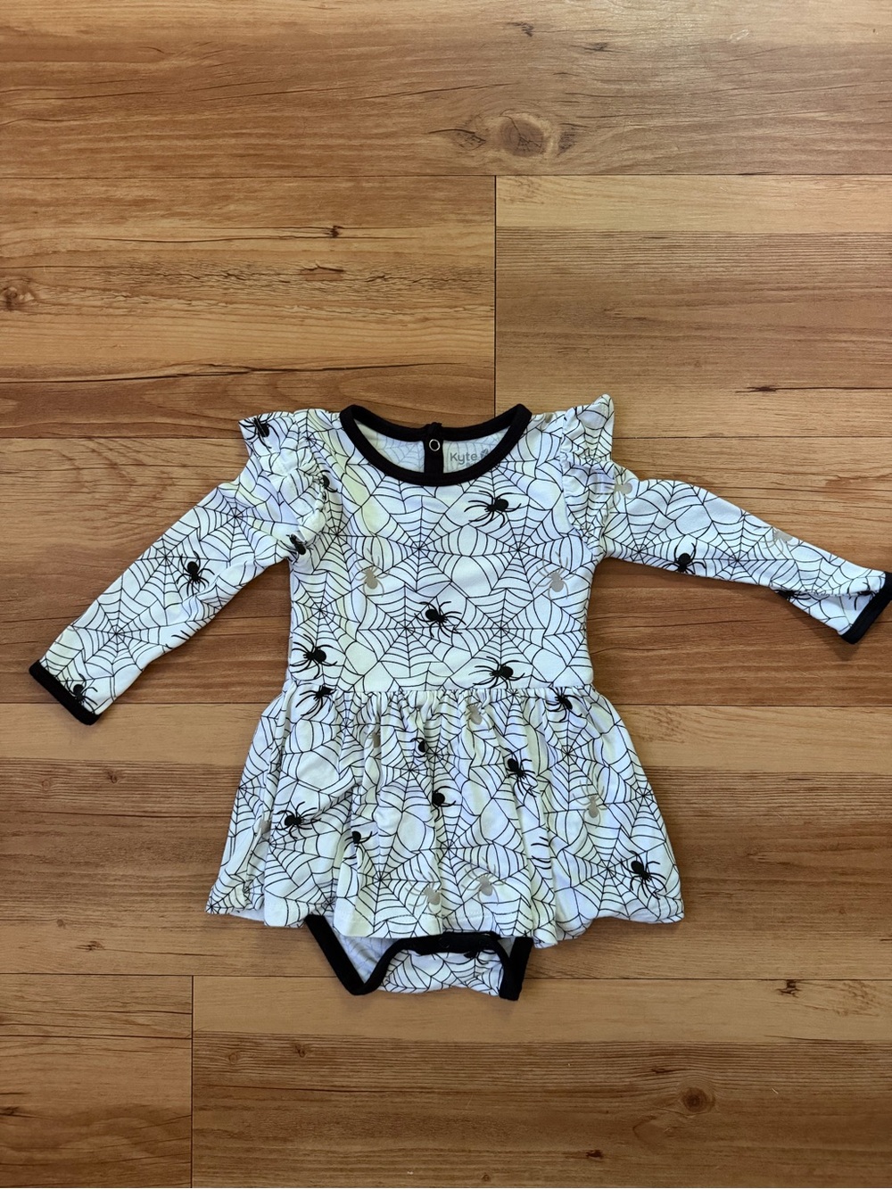 Kyte BABY Black & White Spiderweb twirl bodysuit 6-12 kyte halloween dress